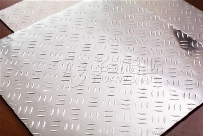 Aluminijasta tekalna plošča s 3 palicami